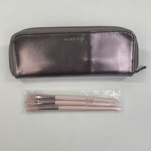 Mary Kay 4pc Eye Brush Set ~ 1. Eye Color, 1. Eye Crease, 1. Eye Blender, 1. Bag